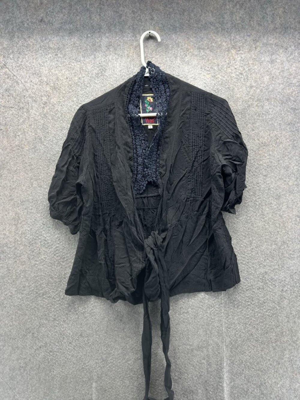 Johnny Was Blouse Women Small Black V Neck Short Sleeve Kimono Tie Boho Crochet